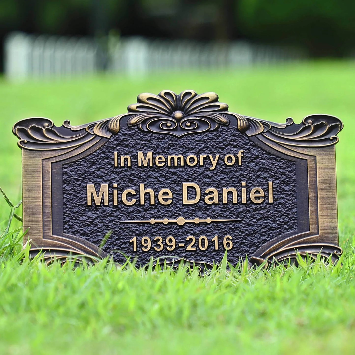 BILEEDA Personalized Memorial Plaque Engraved for Loved Ones Grave Marker