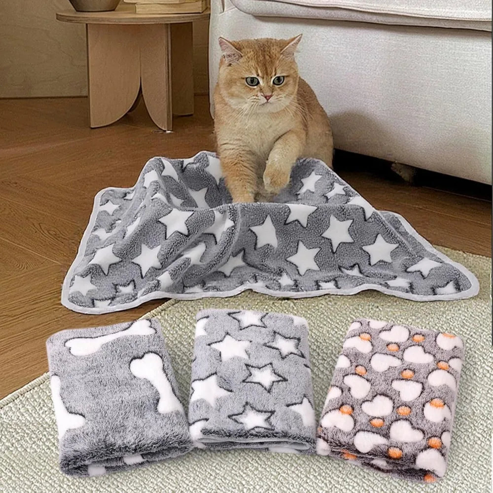 StarLoveBone Cat And Dog Blanket Soft Warm Fleece Pet Throw